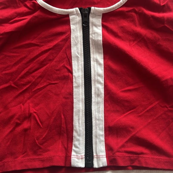 Cute Guess zipper crop top.  Lightly used, nothing wrong with it. - Picture 4 of 4